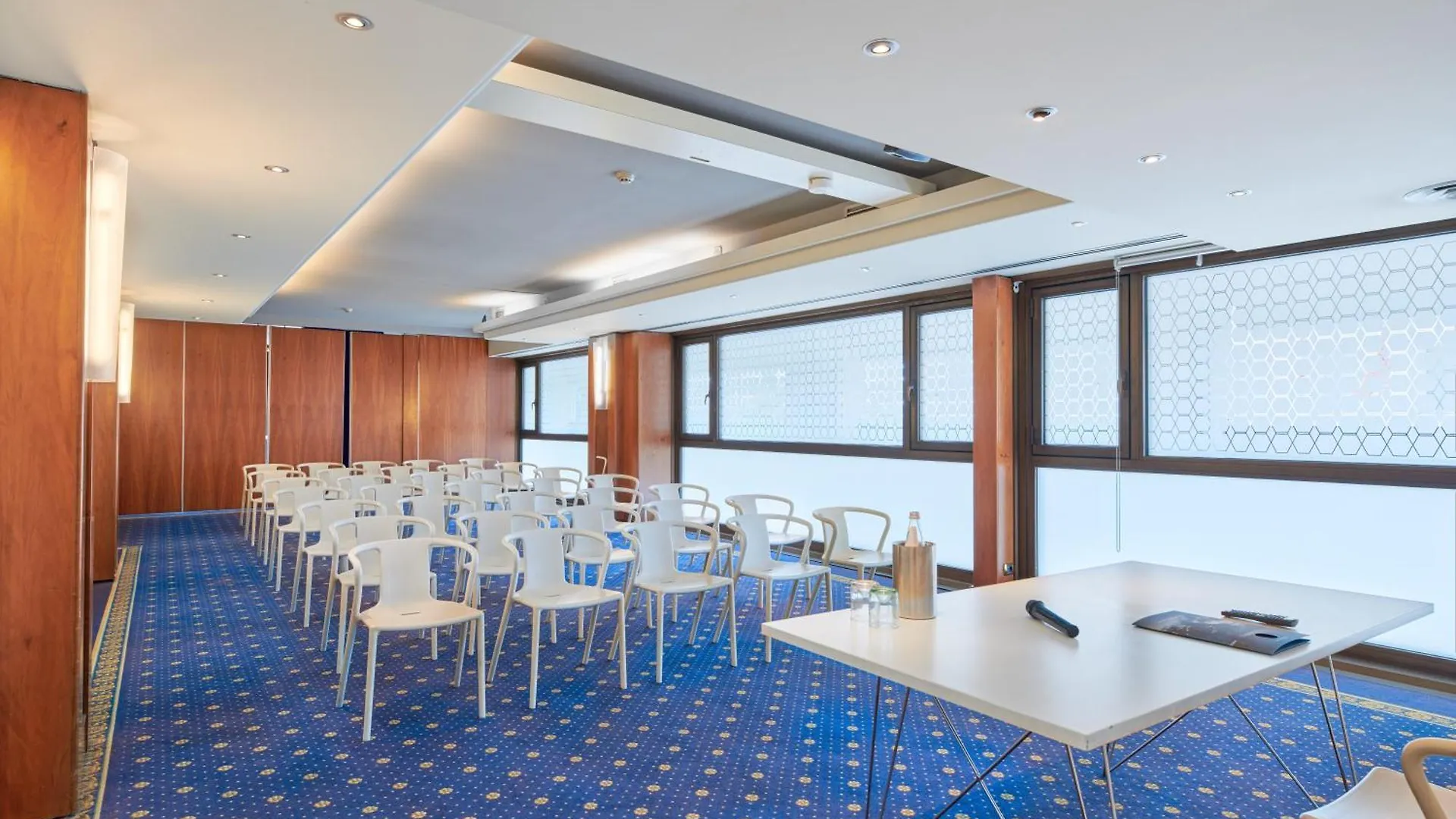 Hotel Plaza Mestre 4*,  Italy