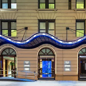 Dream Midtown, By Hyatt 4* ניו יורק