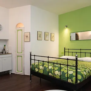Trastevere Intimate Apartament